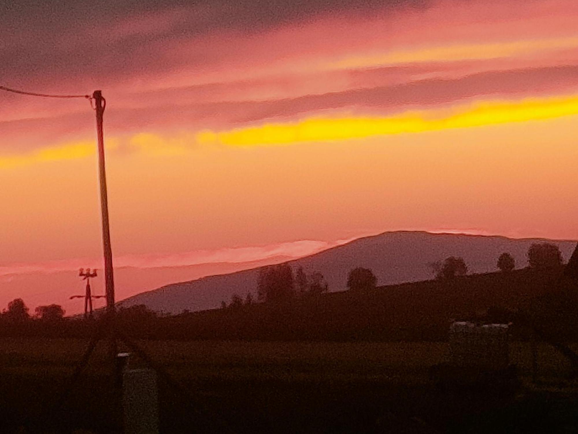 Pokoje U Mrugaly Czerwienne Cameră foto