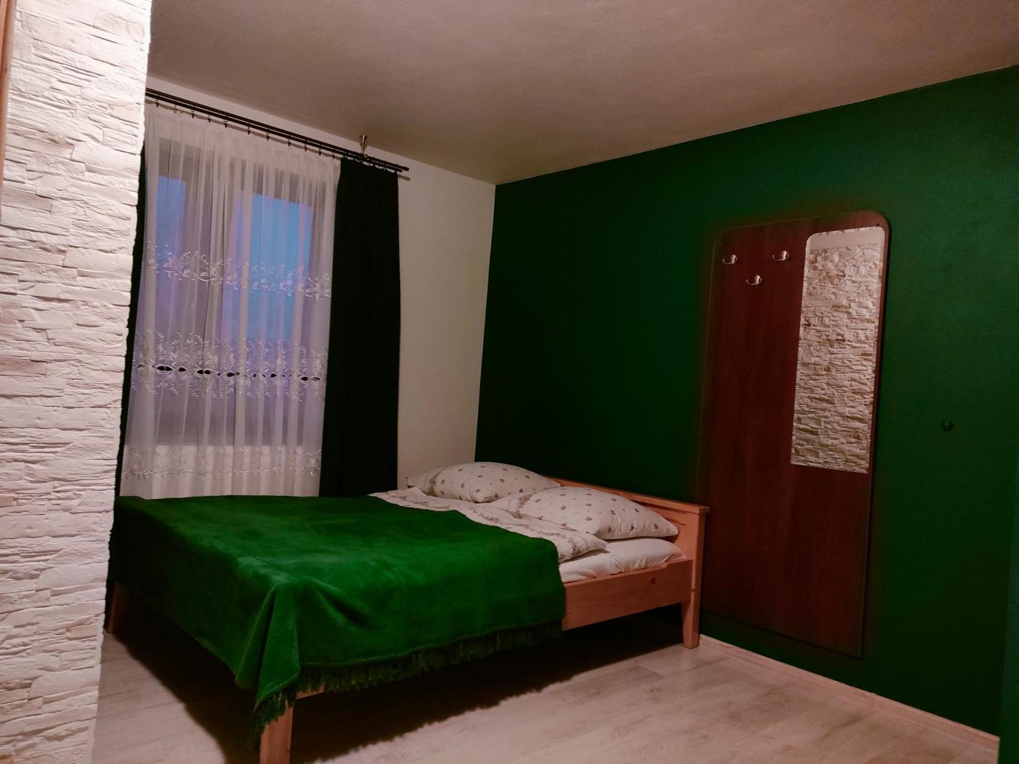 Pokoje U Mrugaly Czerwienne Cameră foto