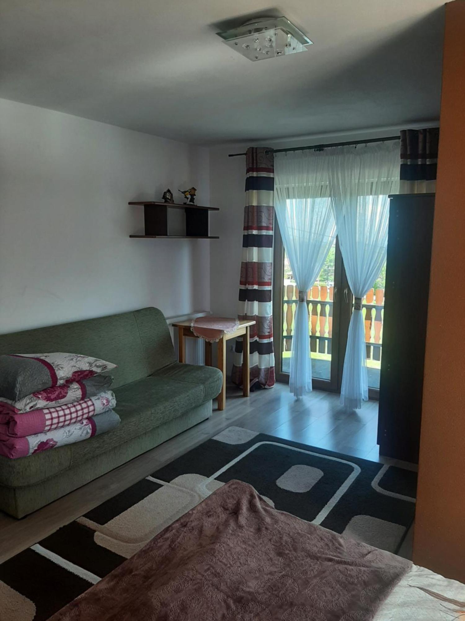 Pokoje U Mrugaly Czerwienne Cameră foto