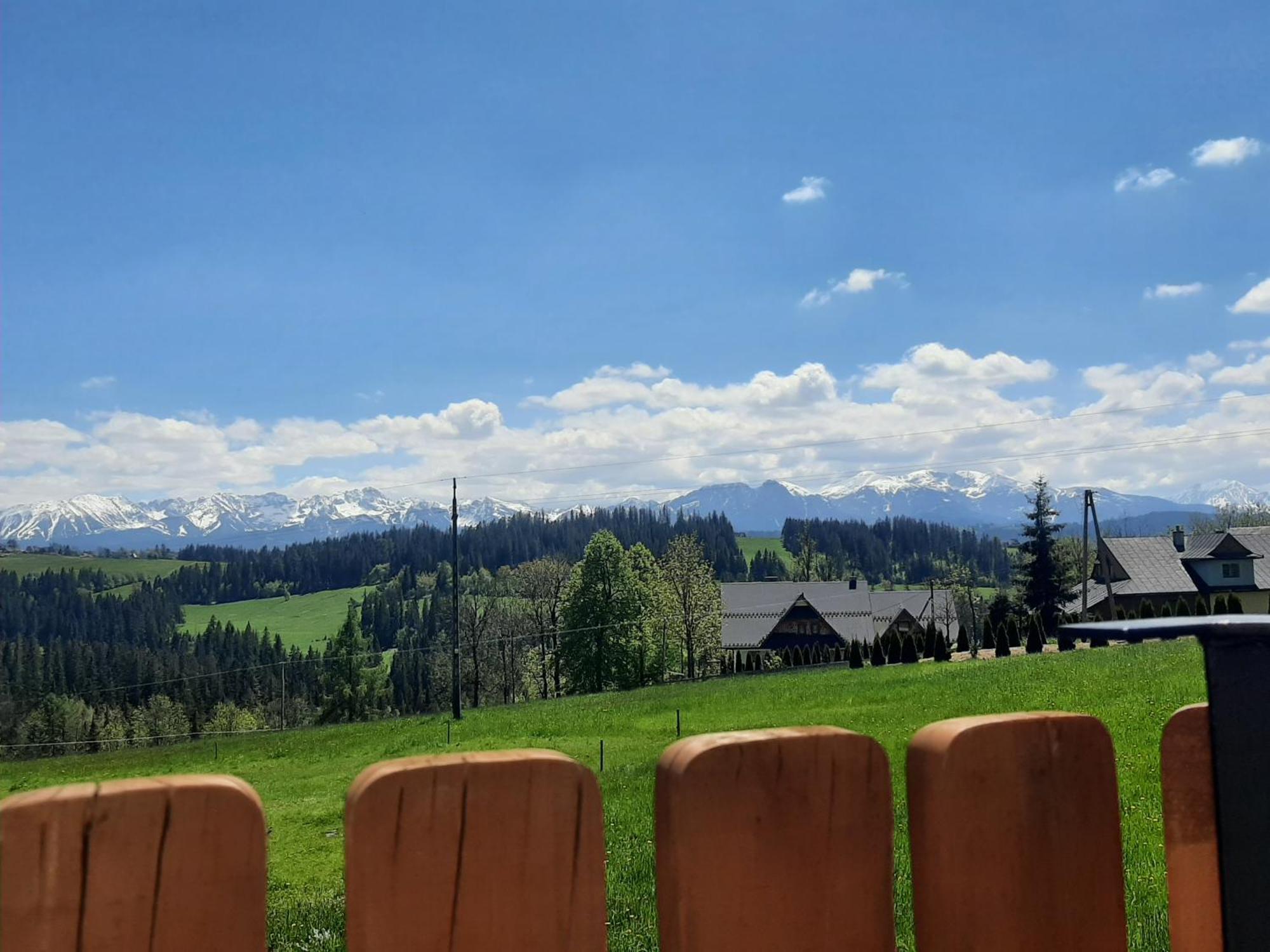 Pokoje U Mrugaly Czerwienne Cameră foto